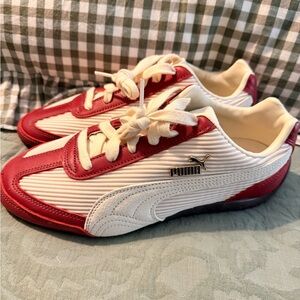 Puma Womens Ortholite Sneakers in Deep Red- Maroon and Cream